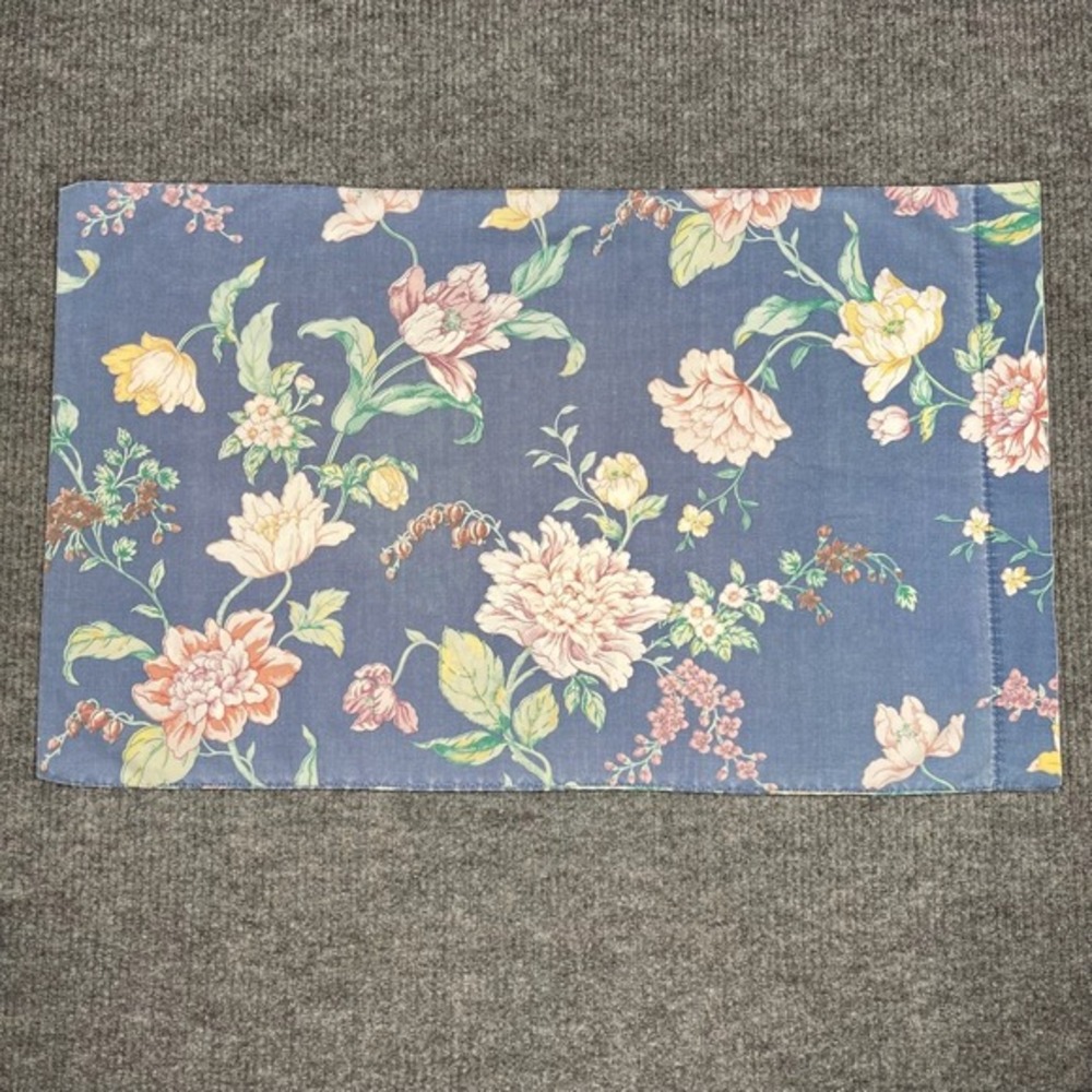 Vtg Springmaid Pillowcase 19x32 Percale Blue Floral Cottagecore Made‎ in USA